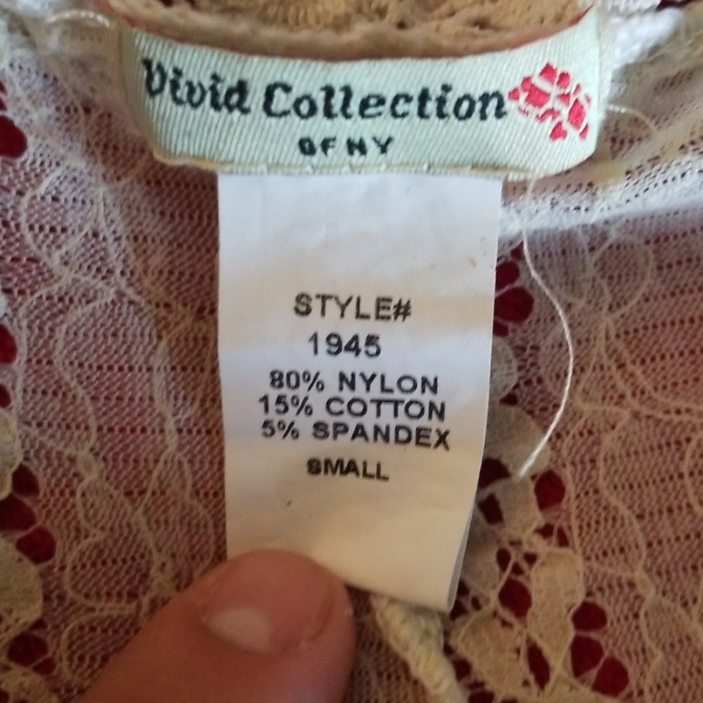 Blouse - Picture 2 of 3